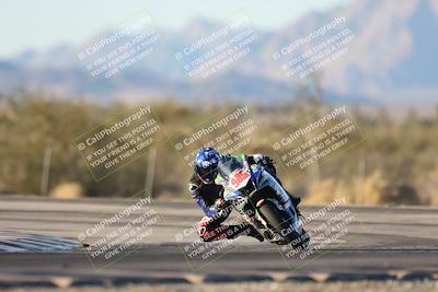 media/Dec-06-2025-CVMA (Sat) [[4a896cc04c]]/Race 15-Formula 2-CVMA Hooligans-American Thunder/